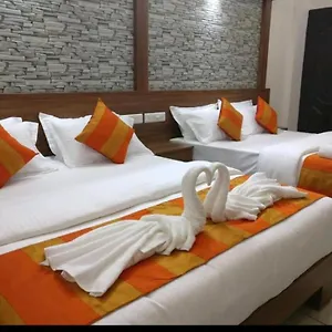  Capsule hotel Hisham India