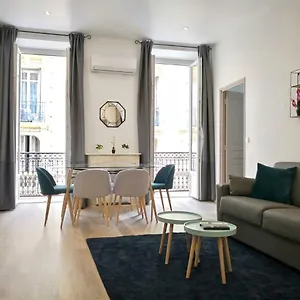  Apartment Urban 3 France